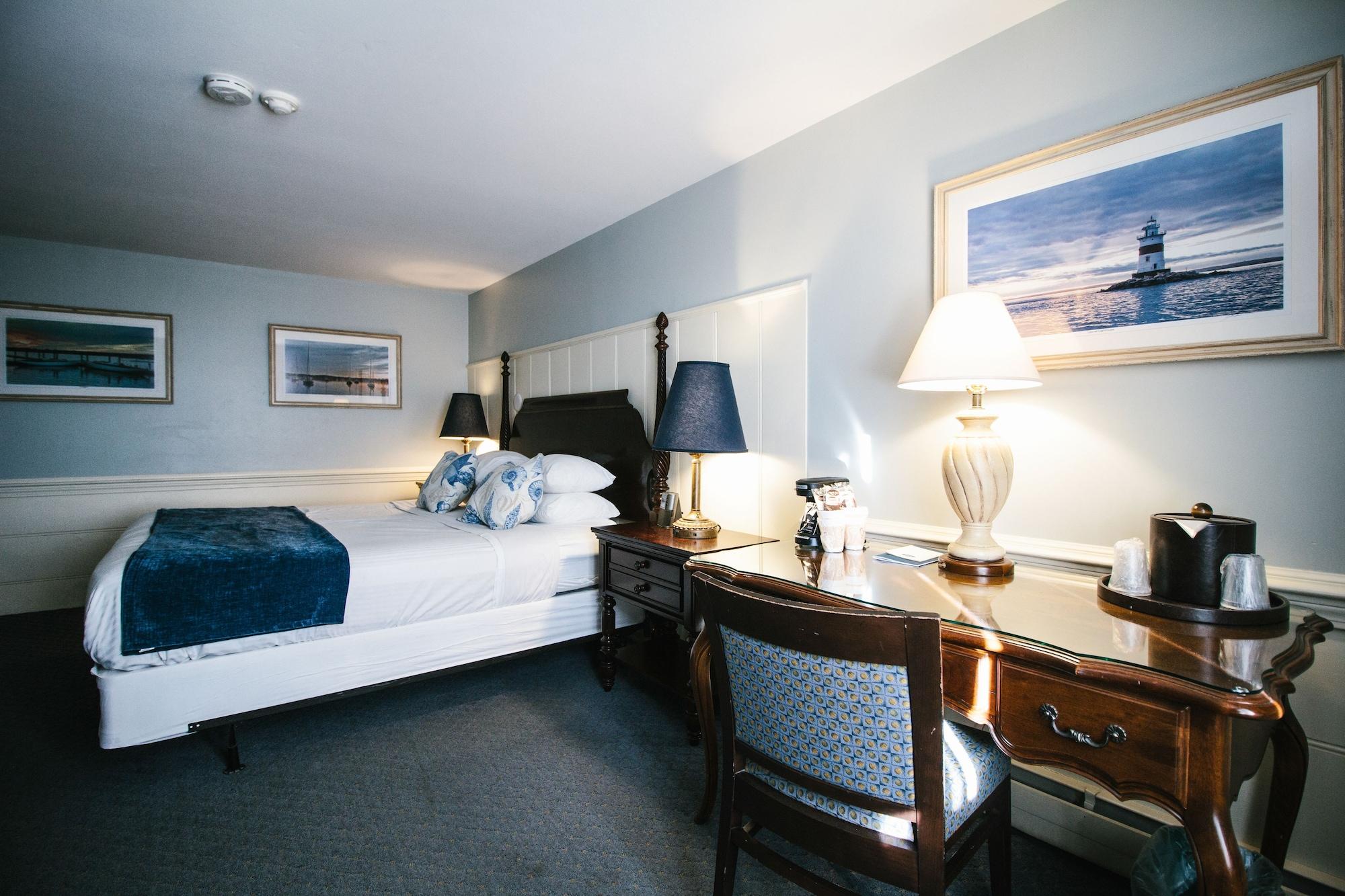 Inn At Mystic Exterior photo